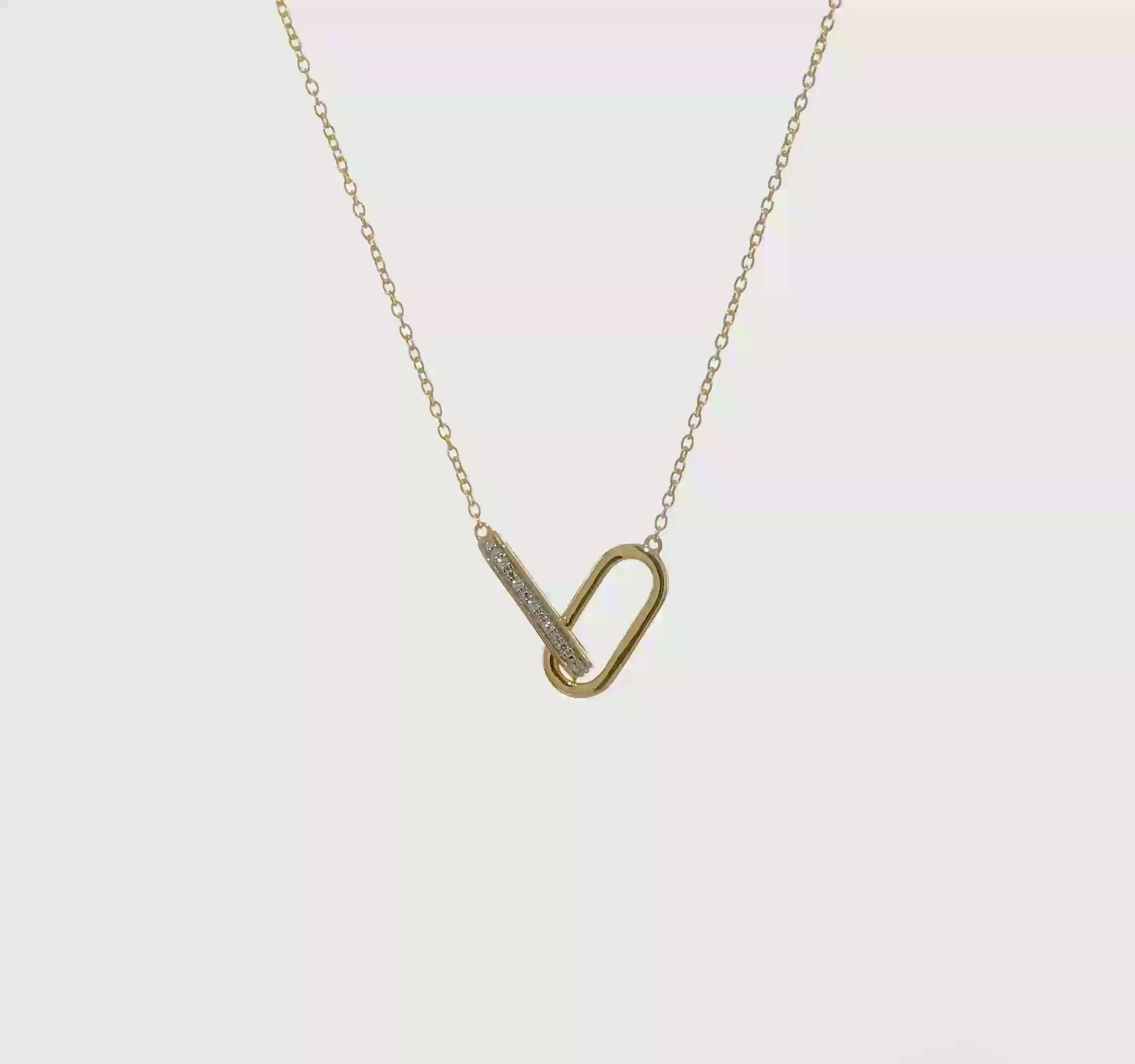 14K Polished 1/15 carat Diamond Interlocked Paperclip Links 18 inch Necklace