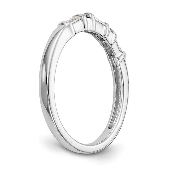 14k White Gold 1/4 carat Round/Baguette Diamond Complete Wedding Band